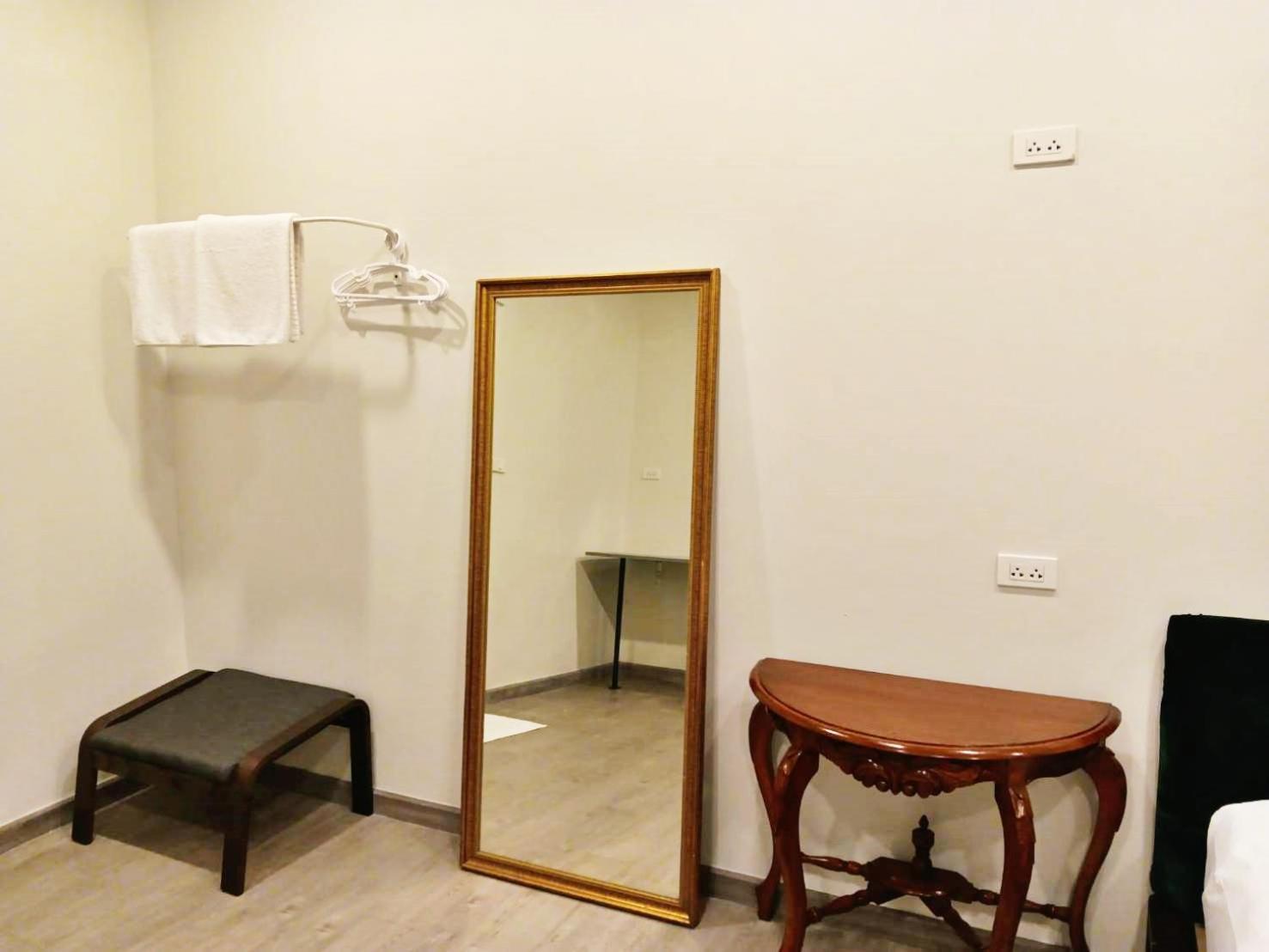 Hidden Dragon Yaowarat Road Bkk Apartment Bangkok Exterior photo