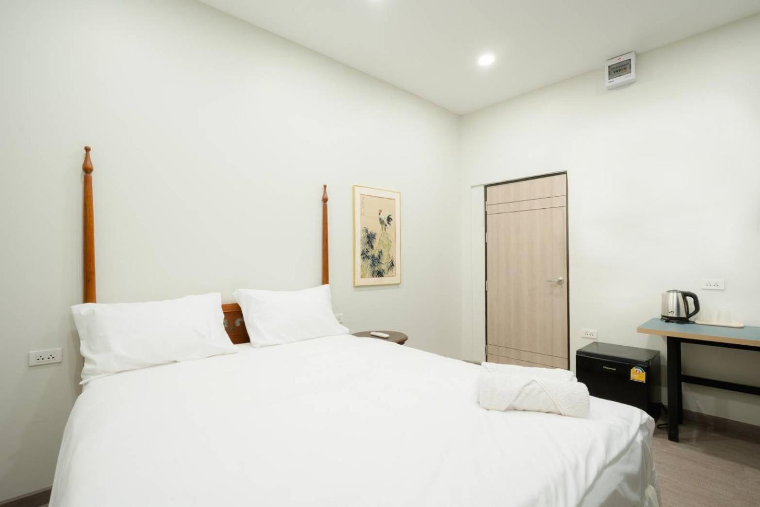 Hidden Dragon Yaowarat Road Bkk Apartment Bangkok Exterior photo